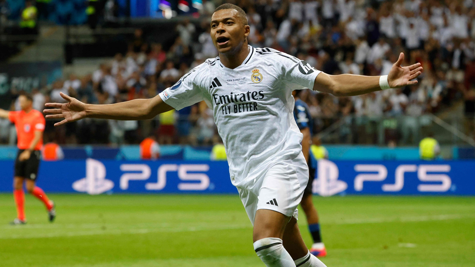 Real Madrid Defeats vs Atalanta Kylian Mbappé Scores on Debut as  in UEFA Super Cup